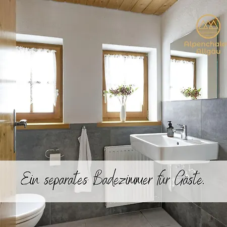 Gemuetliches Ferienhaus Mit Garten Kamin Und Eine Separate Ferienwohnung, Neu Renoviert Immenstadt im Allgäu Exterior foto
