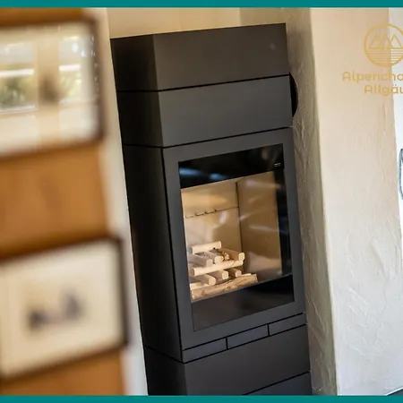 Gemuetliches Ferienhaus Mit Garten Kamin Und Eine Separate Ferienwohnung, Neu Renoviert Immenstadt im Allgäu Exterior foto