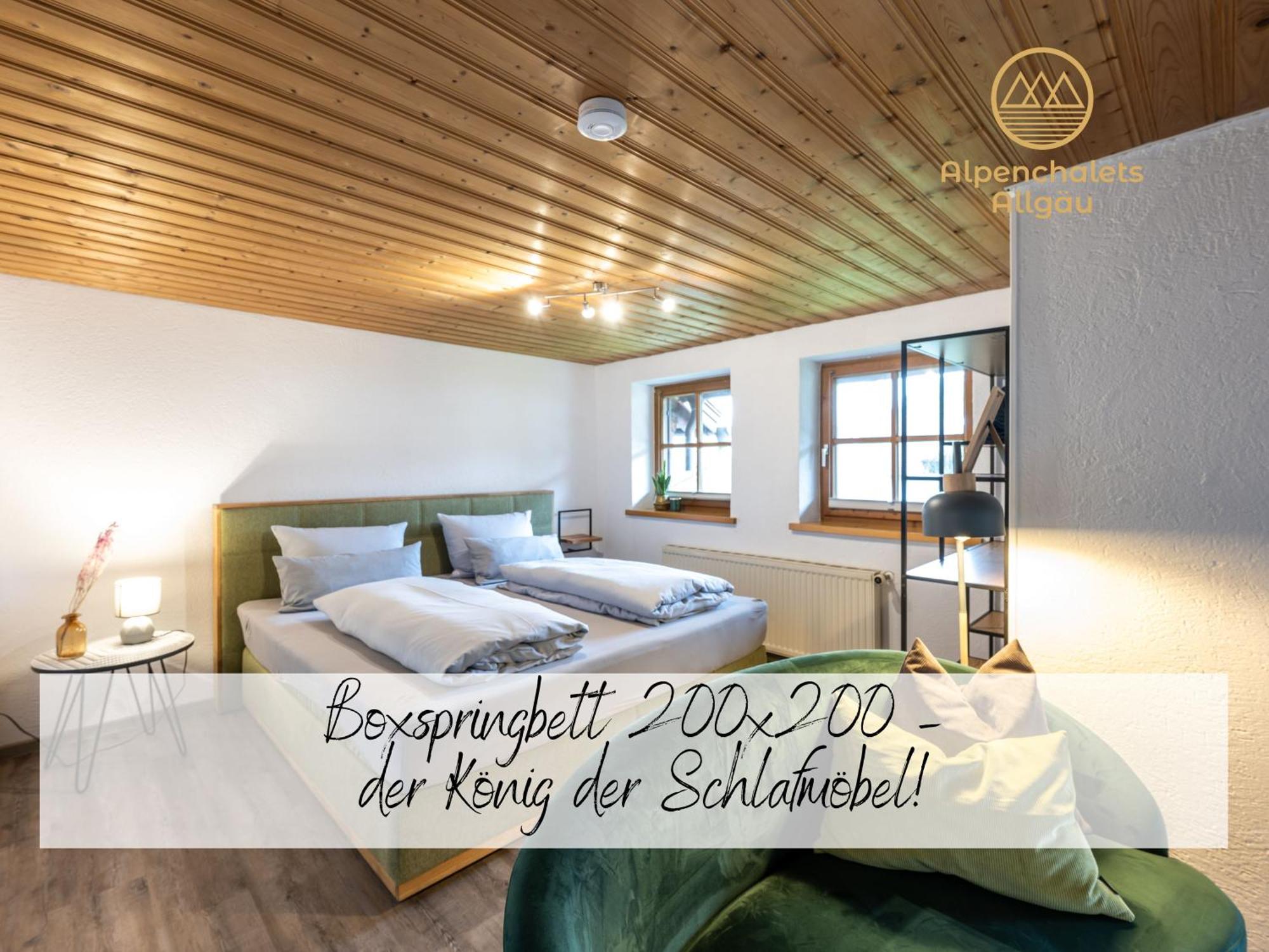Apartment Allgäuer Alpenchalets: Cozy Mountain Retreat With Dog-friendly Options